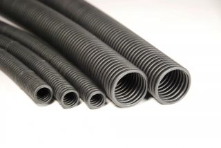 Труба гофрированная черная ДКС Труба ПНД гофрированная D25 